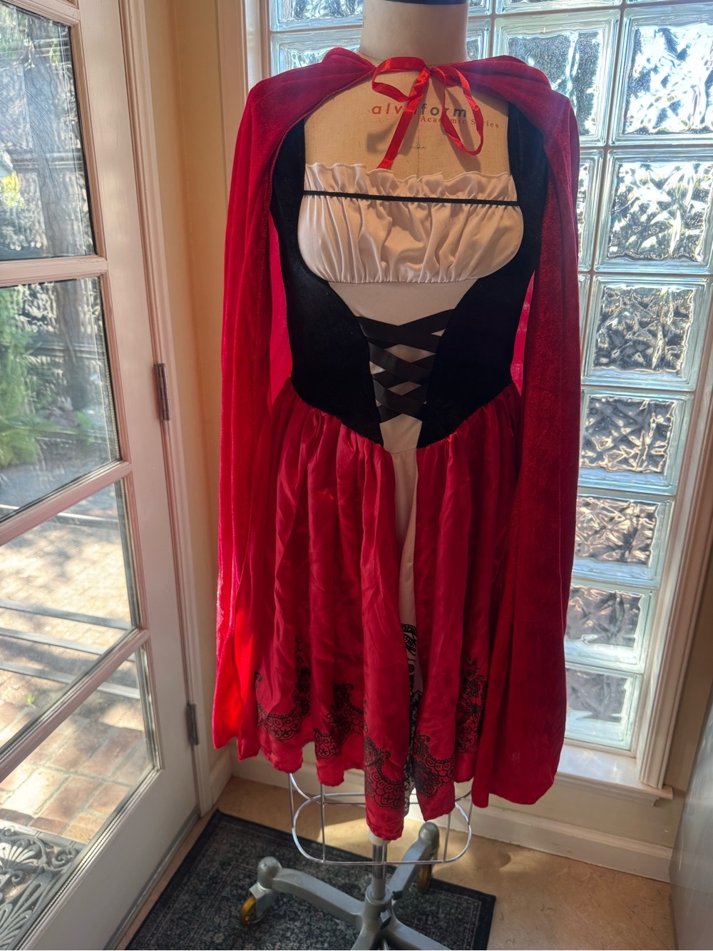 Little Red Riding Hood Costume w/ Hooded Velvet Cape Women’s Halloween